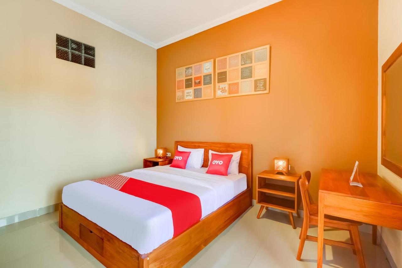 Super Oyo 3496 Griya Gayatri Syariah Hotel Mlati Exterior foto